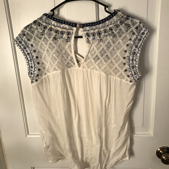Altar'd State blouse - Picture 2 of 3